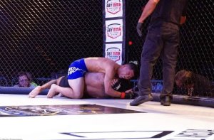 Stellar Fights 52Luke Staley submits Kaleo Meheula