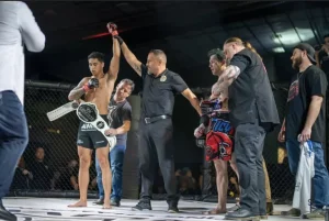Nainoa Dung vs. Dustin Crawford at CFC