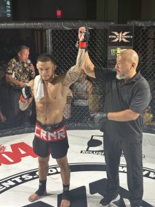 🥊 Kimo Rodriguez defeated Kevin Valdez ROUND 1 58 SECONDS VIA TKO