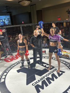 Shania Kahepu'u defeated Candace Collins